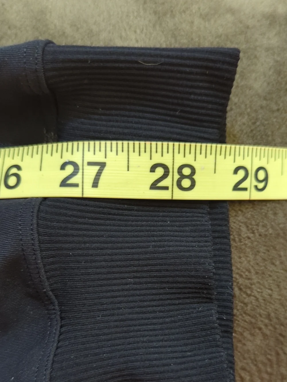 Lululemon Black On The Fly Jogger Size 6